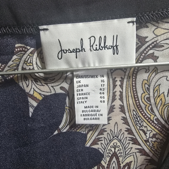 Joseph Ribkoff Navy and Cream Paisley Blouse - Picture 2 of 2